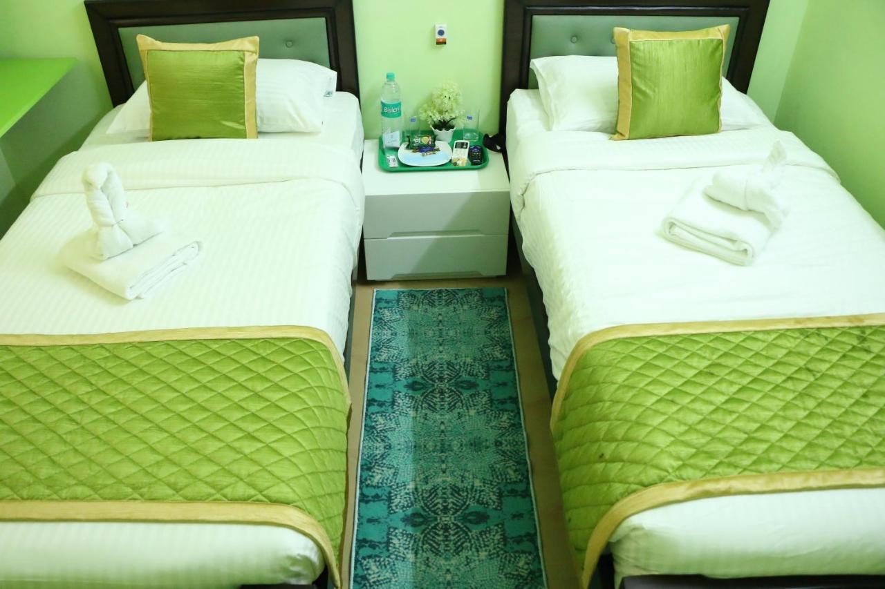 Hotel Nkc Airport شيناي المظهر الخارجي الصورة