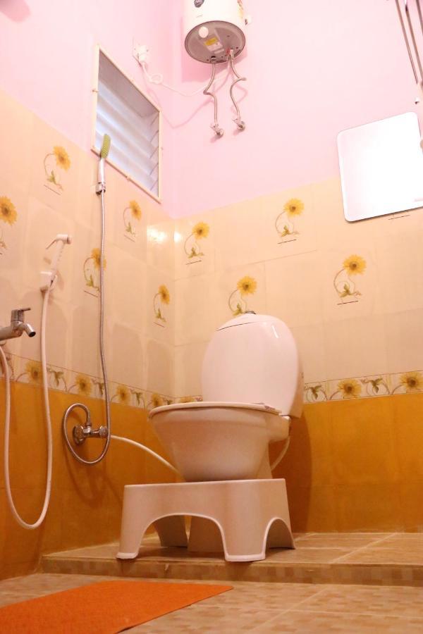 Hotel Nkc Airport شيناي المظهر الخارجي الصورة