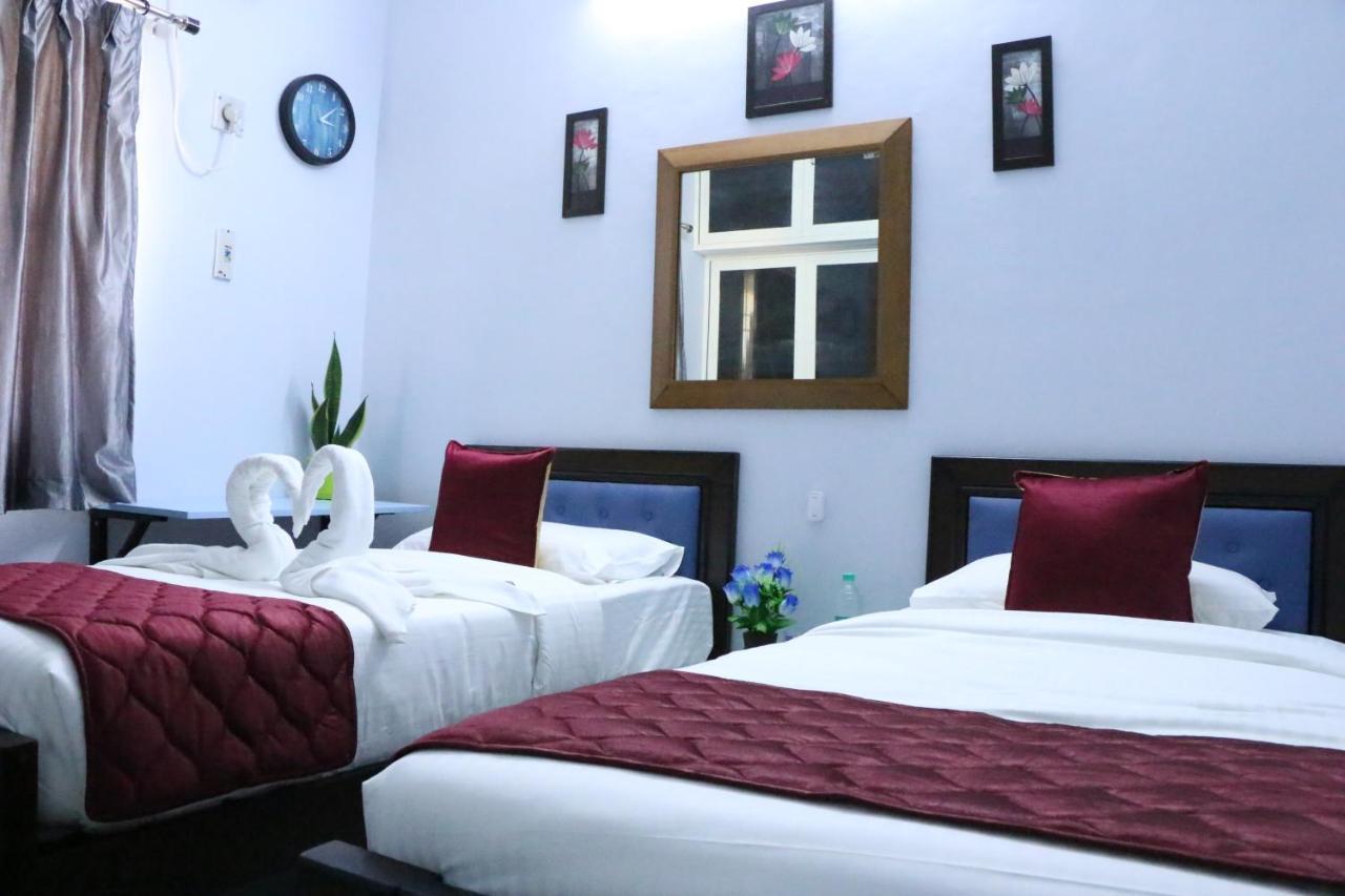 Hotel Nkc Airport شيناي المظهر الخارجي الصورة
