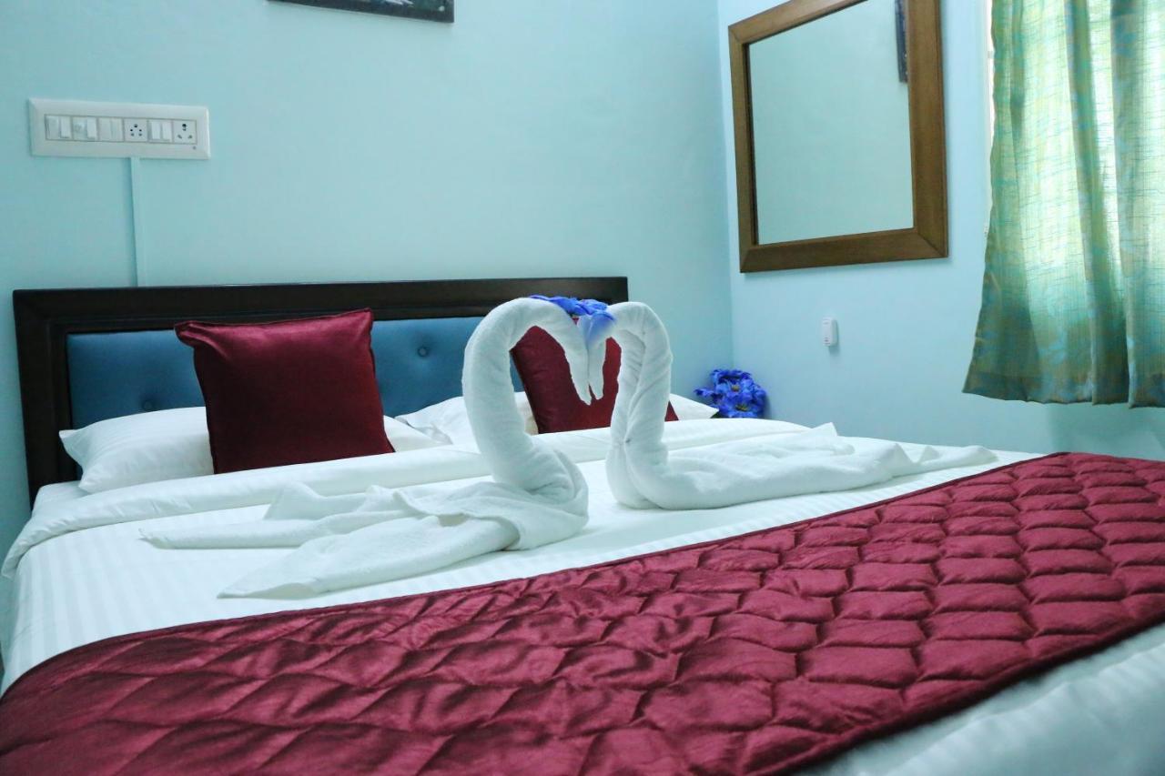 Hotel Nkc Airport شيناي المظهر الخارجي الصورة